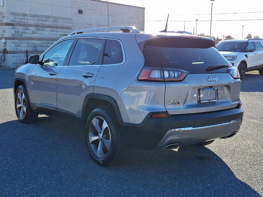 used 2021 Jeep Cherokee car, priced at $21,900