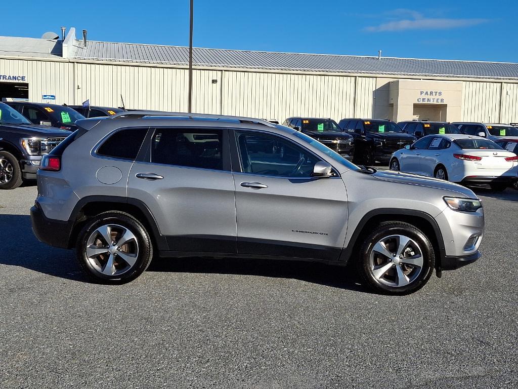 used 2021 Jeep Cherokee car, priced at $21,900