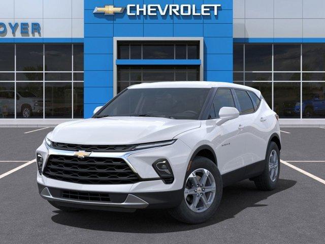 new 2025 Chevrolet Blazer car, priced at $35,795