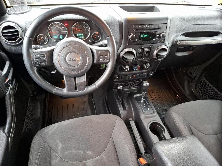 used 2015 Jeep Wrangler Unlimited car, priced at $18,998