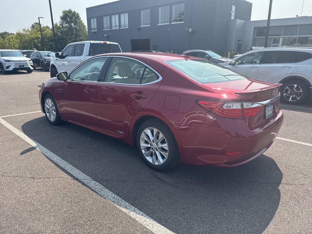 used 2014 Lexus ES 300h car, priced at $21,499