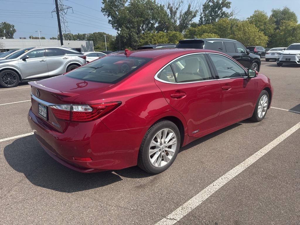 used 2014 Lexus ES 300h car, priced at $21,499