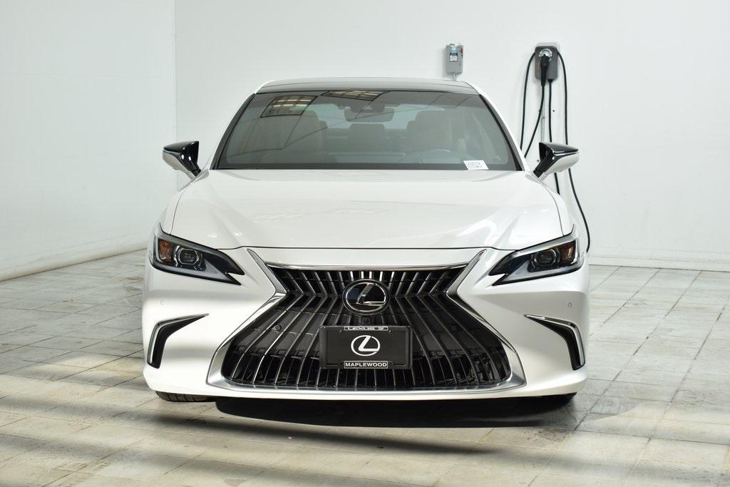 used 2024 Lexus ES 350 car, priced at $43,000