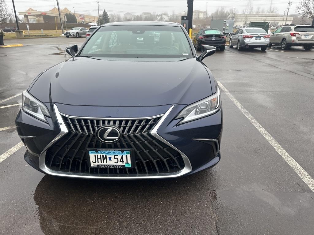 used 2022 Lexus ES 350 car, priced at $33,000