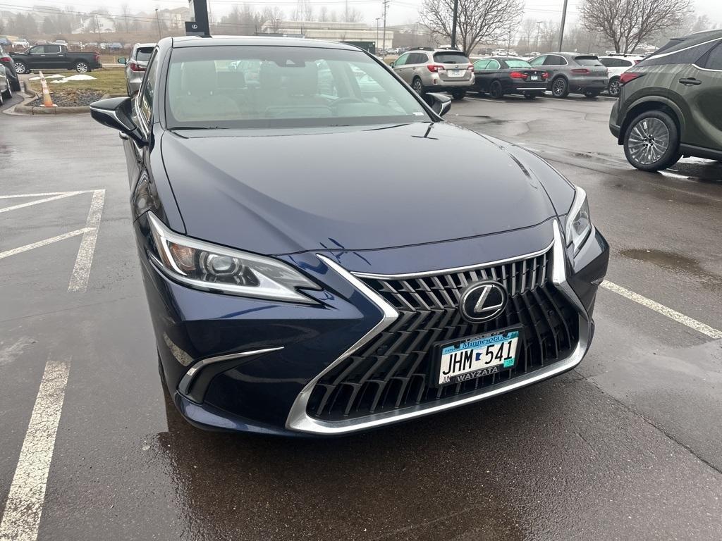 used 2022 Lexus ES 350 car, priced at $33,000