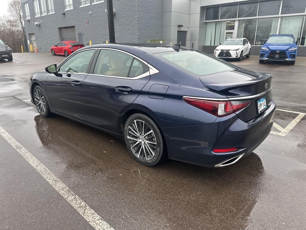 used 2022 Lexus ES 350 car, priced at $33,000