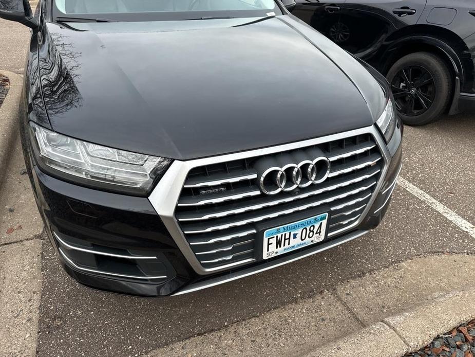 used 2018 Audi Q7 car, priced at $18,299