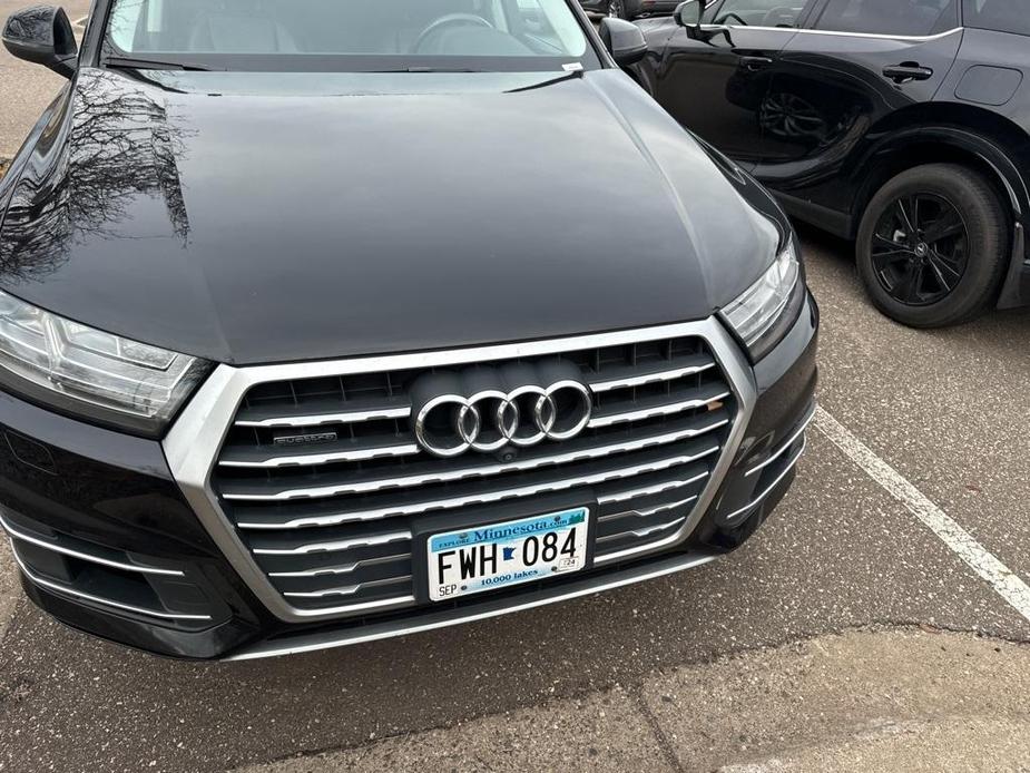 used 2018 Audi Q7 car, priced at $18,299