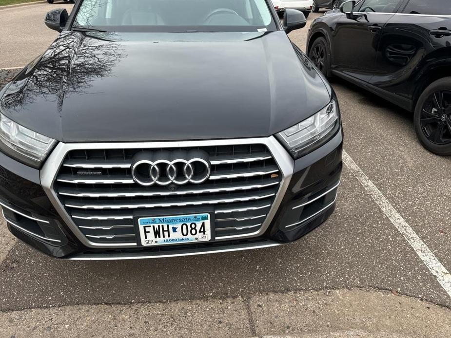 used 2018 Audi Q7 car, priced at $18,299