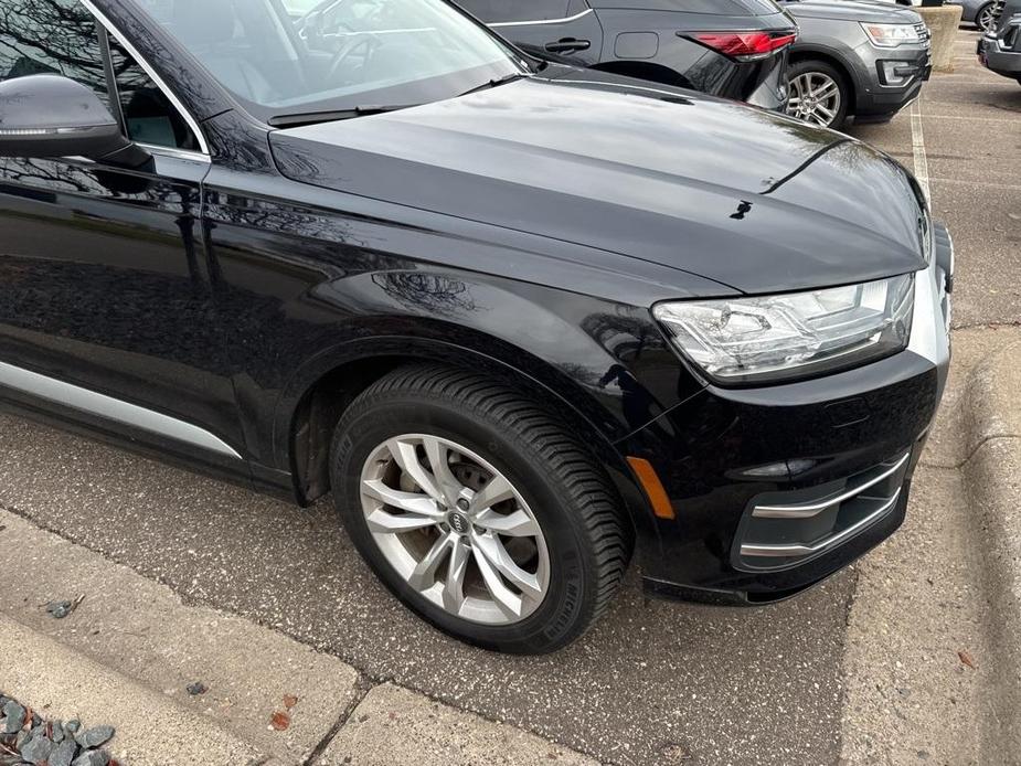 used 2018 Audi Q7 car, priced at $18,299