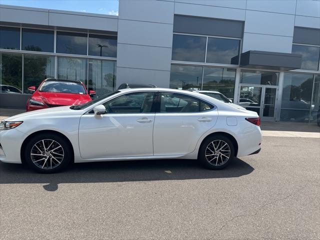 used 2017 Lexus ES 350 car, priced at $26,999