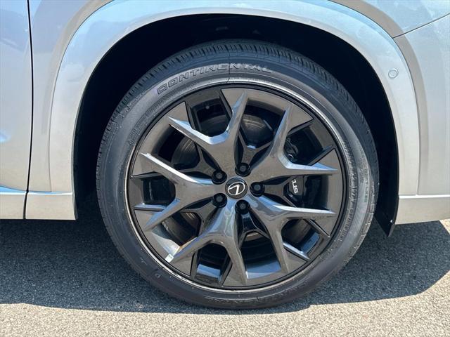 new 2025 Lexus TX 500h car, priced at $73,708