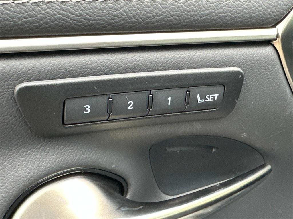 new 2025 Lexus ES 350 car, priced at $52,476
