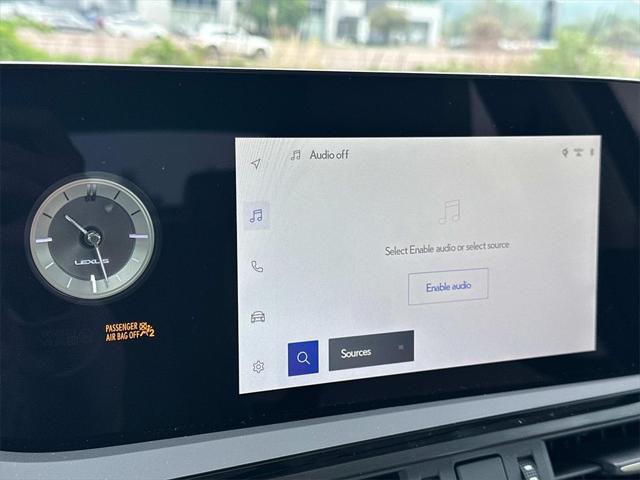 new 2025 Lexus ES 300h car, priced at $46,748
