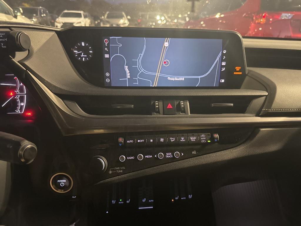 used 2020 Lexus ES 300h car, priced at $30,000