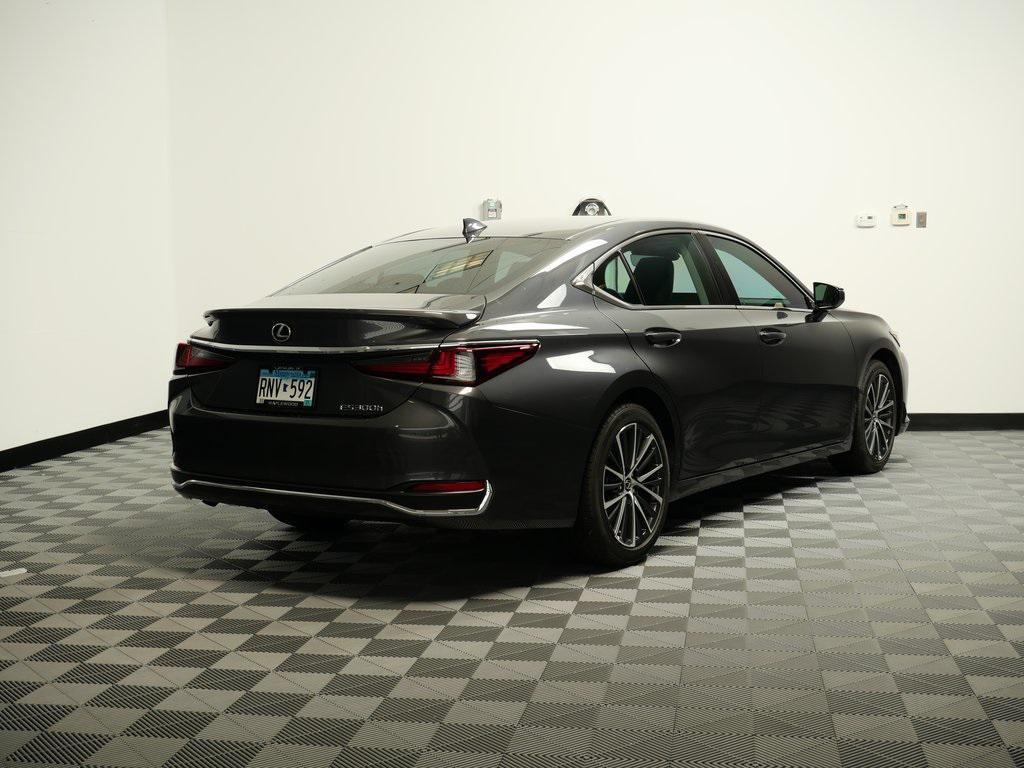 used 2025 Lexus ES 300h car, priced at $43,499