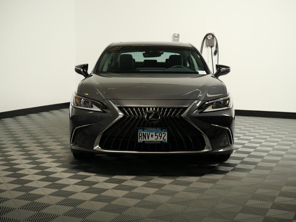 used 2025 Lexus ES 300h car, priced at $43,499