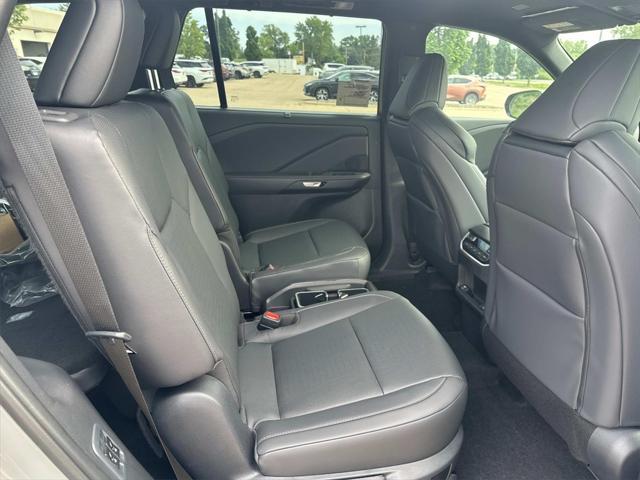 new 2025 Lexus TX 500h car, priced at $69,417