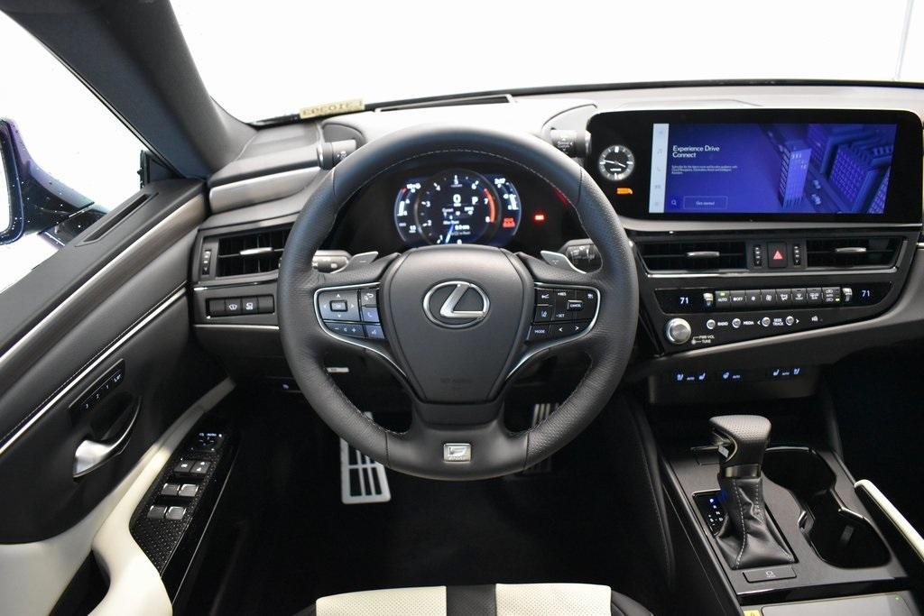 used 2025 Lexus ES 350 car, priced at $54,000