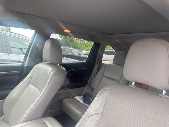 used 2015 Toyota Highlander car, priced at $16,999