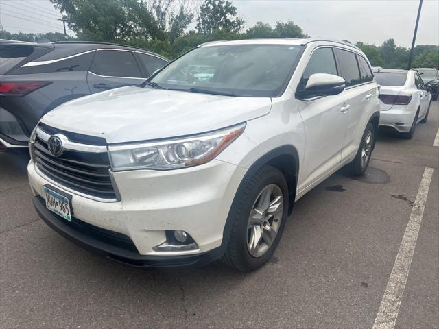 used 2015 Toyota Highlander car, priced at $16,999