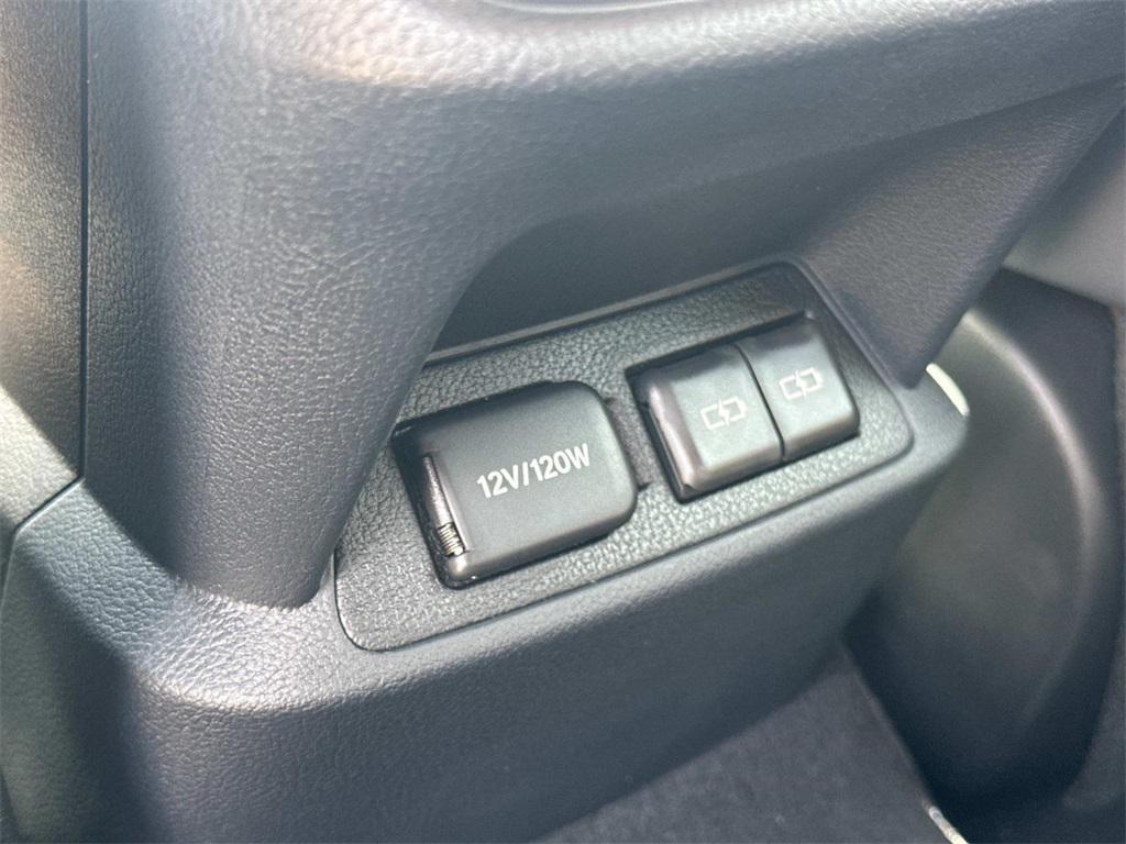 new 2025 Lexus ES 300h car, priced at $50,424