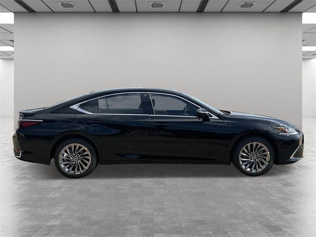 new 2025 Lexus ES 300h car, priced at $50,424