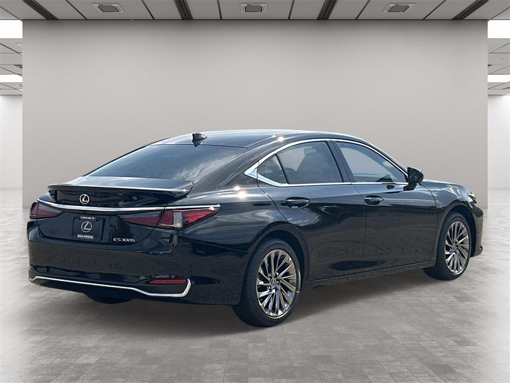 new 2025 Lexus ES 300h car, priced at $50,424