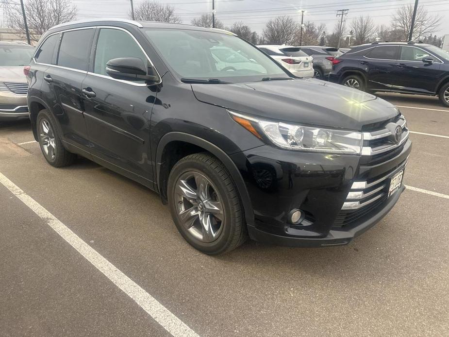 used 2017 Toyota Highlander car, priced at $19,999