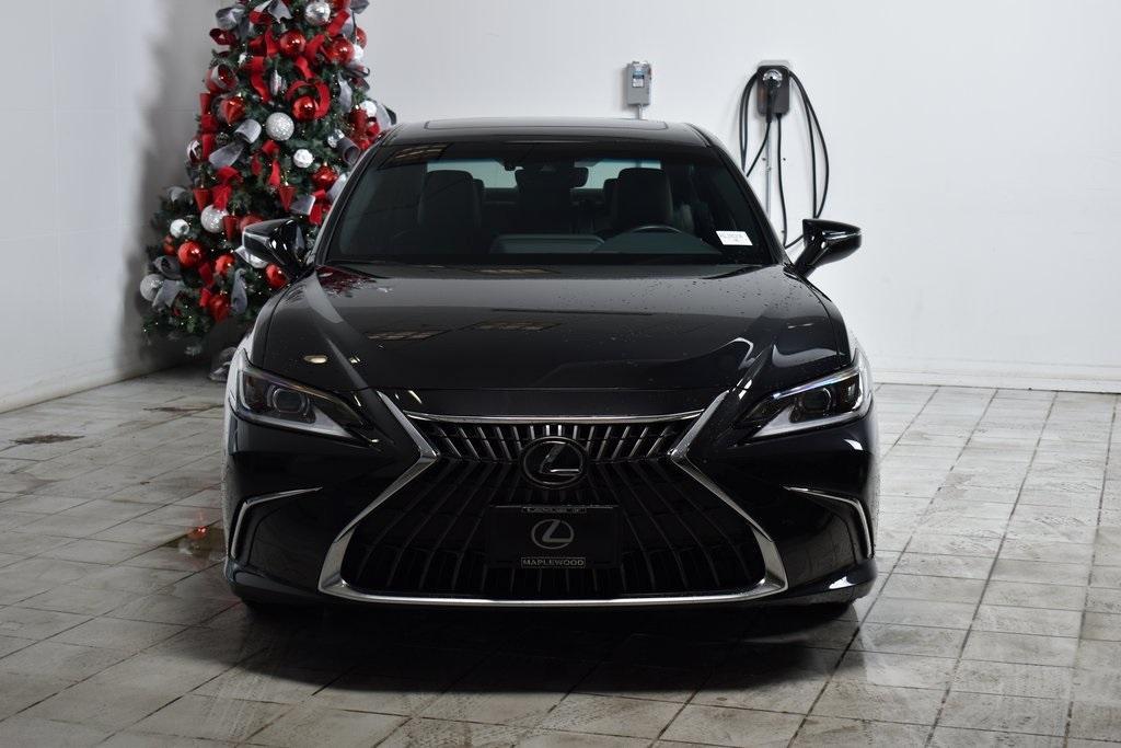 used 2024 Lexus ES 350 car, priced at $38,000