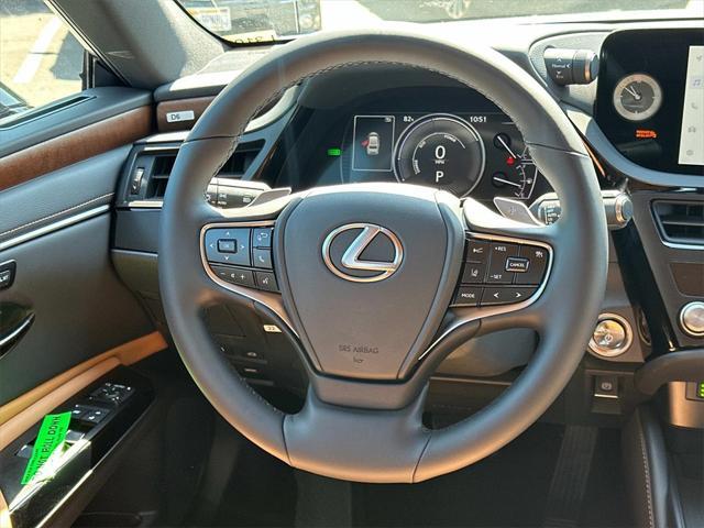 new 2025 Lexus ES 300h car, priced at $49,357