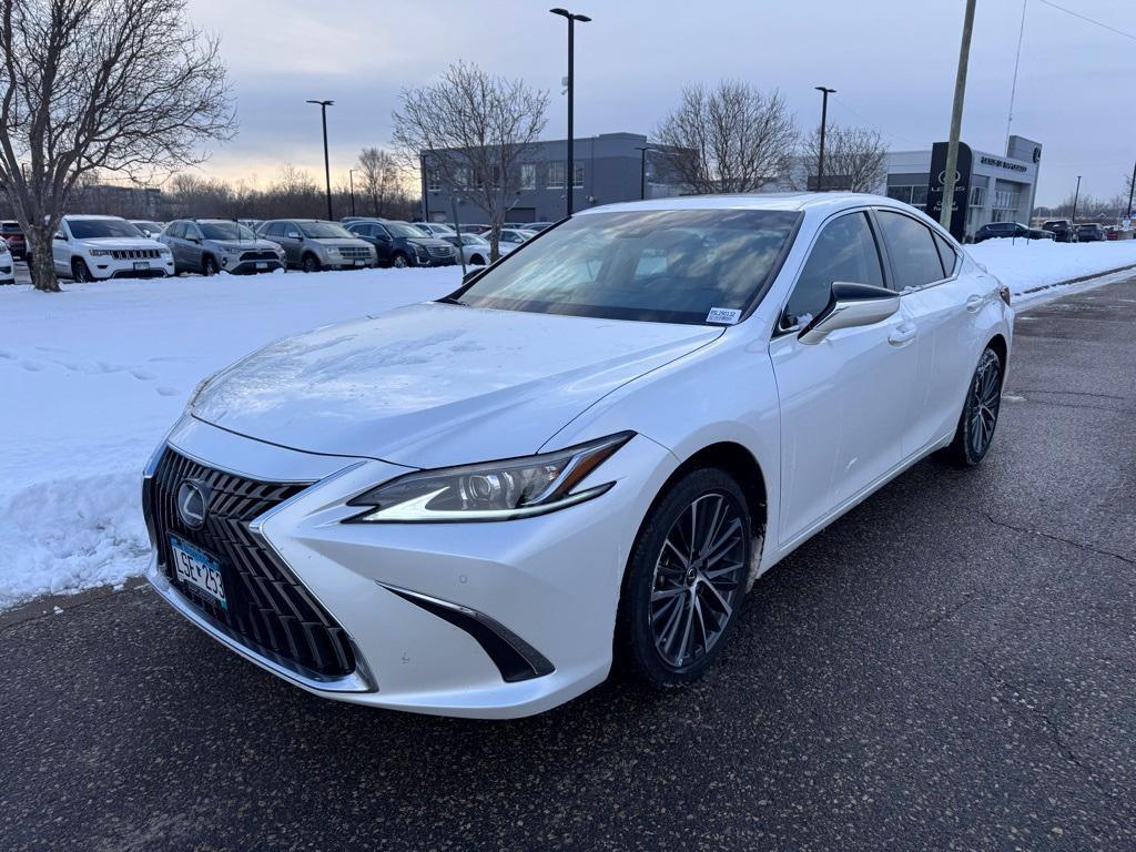 used 2024 Lexus ES 250 car, priced at $39,299