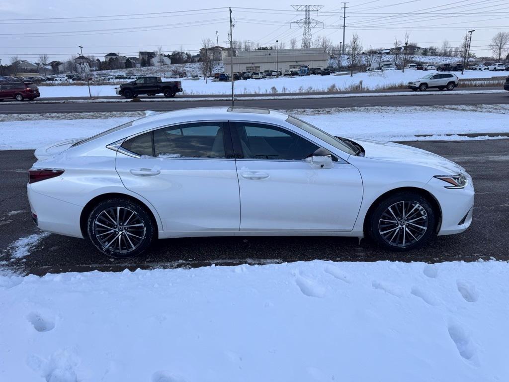 used 2024 Lexus ES 250 car, priced at $39,299