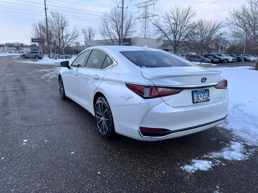 used 2024 Lexus ES 250 car, priced at $39,299