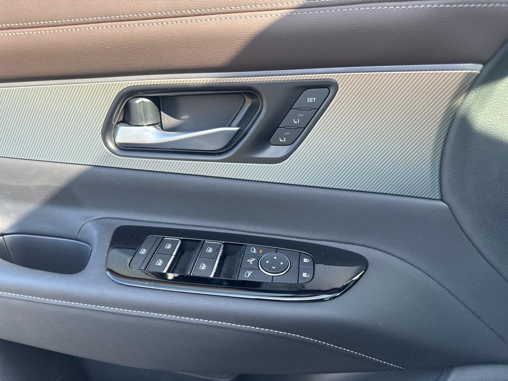 used 2025 Nissan Murano car, priced at $42,499