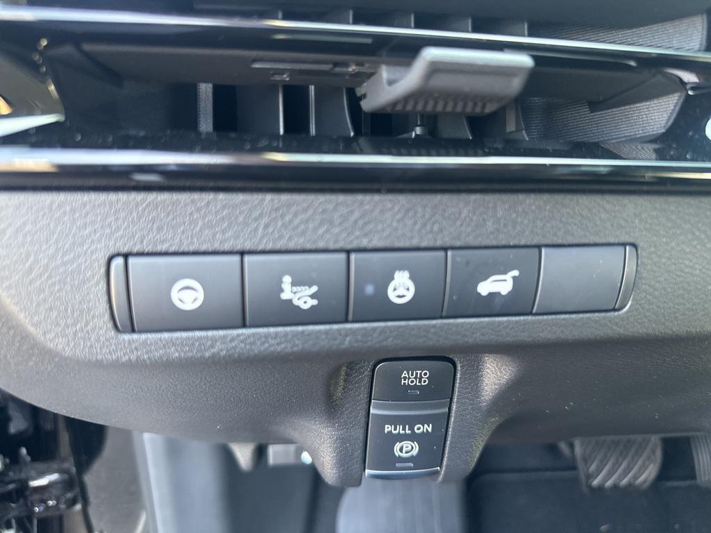 used 2025 Nissan Murano car, priced at $42,499