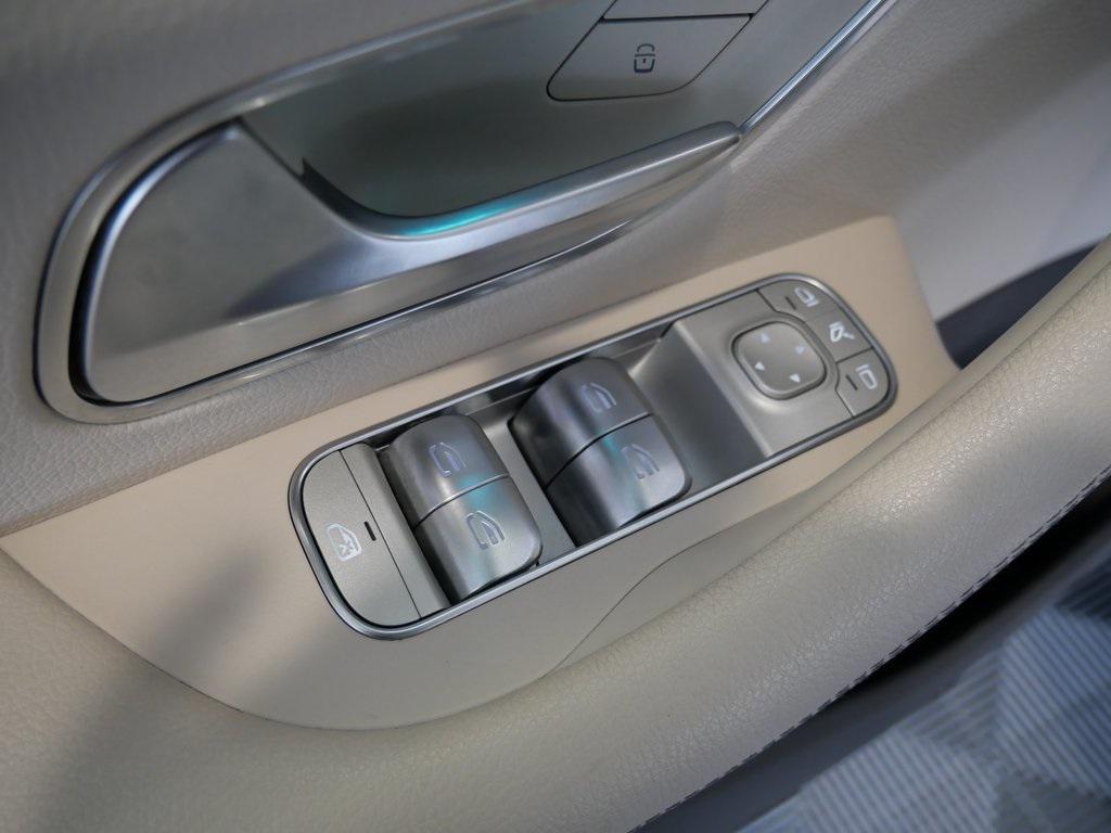 used 2020 Mercedes-Benz GLE 350 car, priced at $30,000