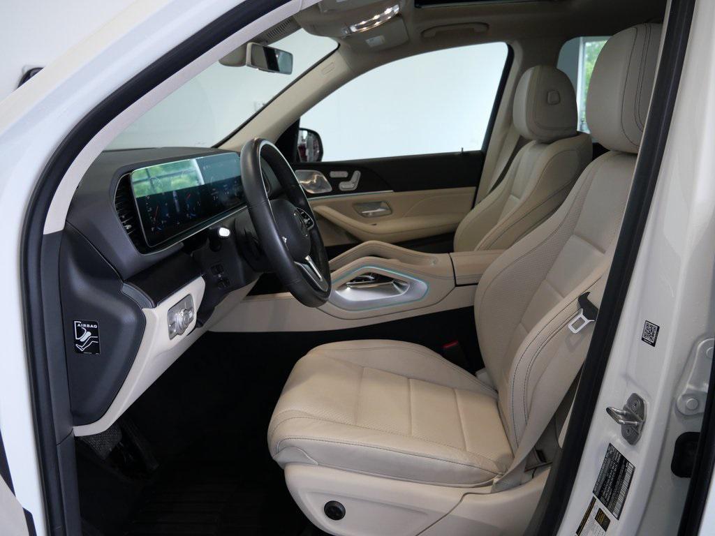used 2020 Mercedes-Benz GLE 350 car, priced at $30,000