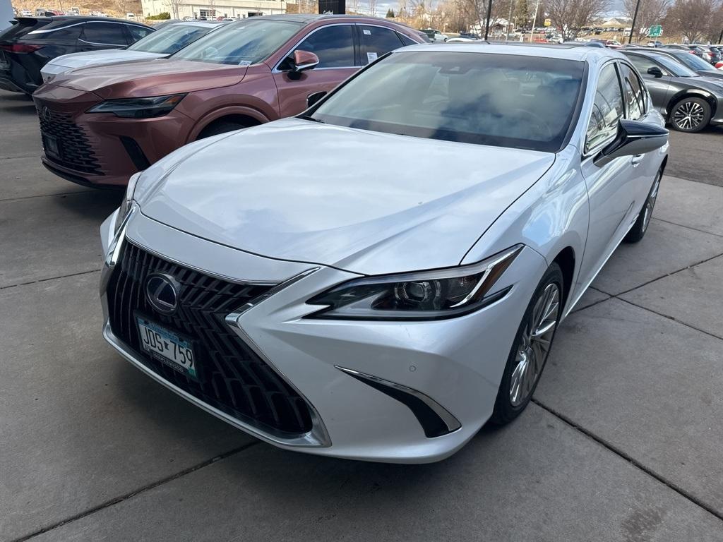 used 2022 Lexus ES 300h car, priced at $38,500