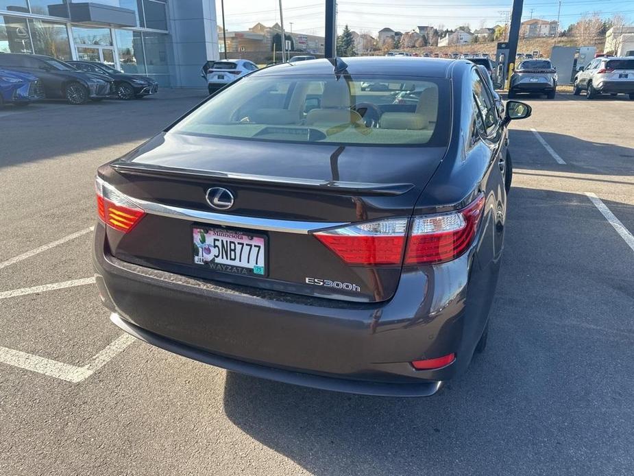 used 2015 Lexus ES 300h car, priced at $20,999