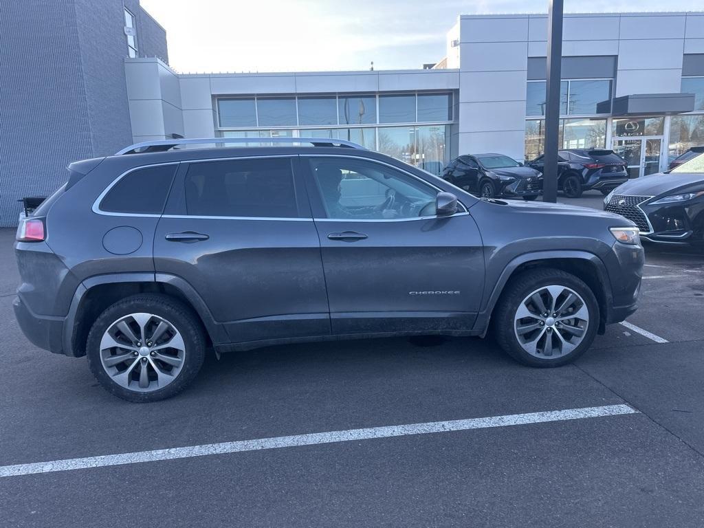 used 2019 Jeep Cherokee car