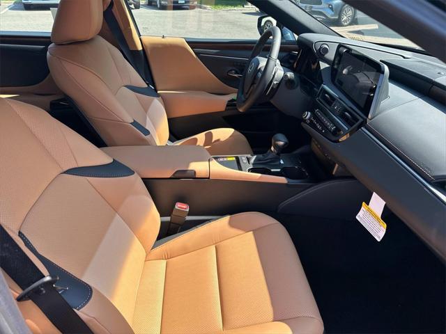 new 2025 Lexus ES 300h car, priced at $48,861