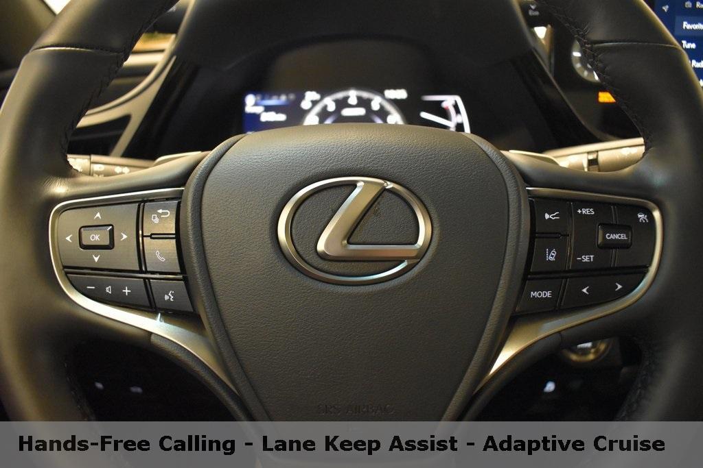 used 2024 Lexus ES 250 car, priced at $40,000