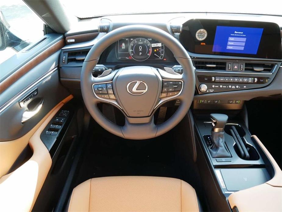 new 2025 Lexus ES 350 car, priced at $45,156