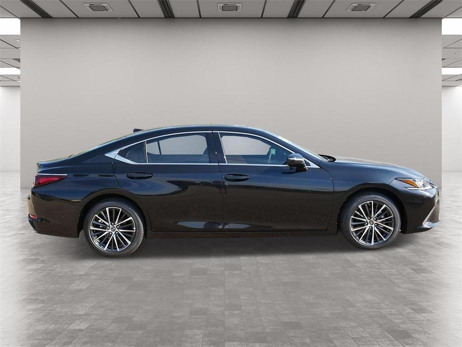 new 2025 Lexus ES 350 car, priced at $45,156