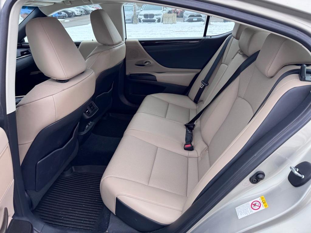 used 2019 Lexus ES 350 car, priced at $29,000