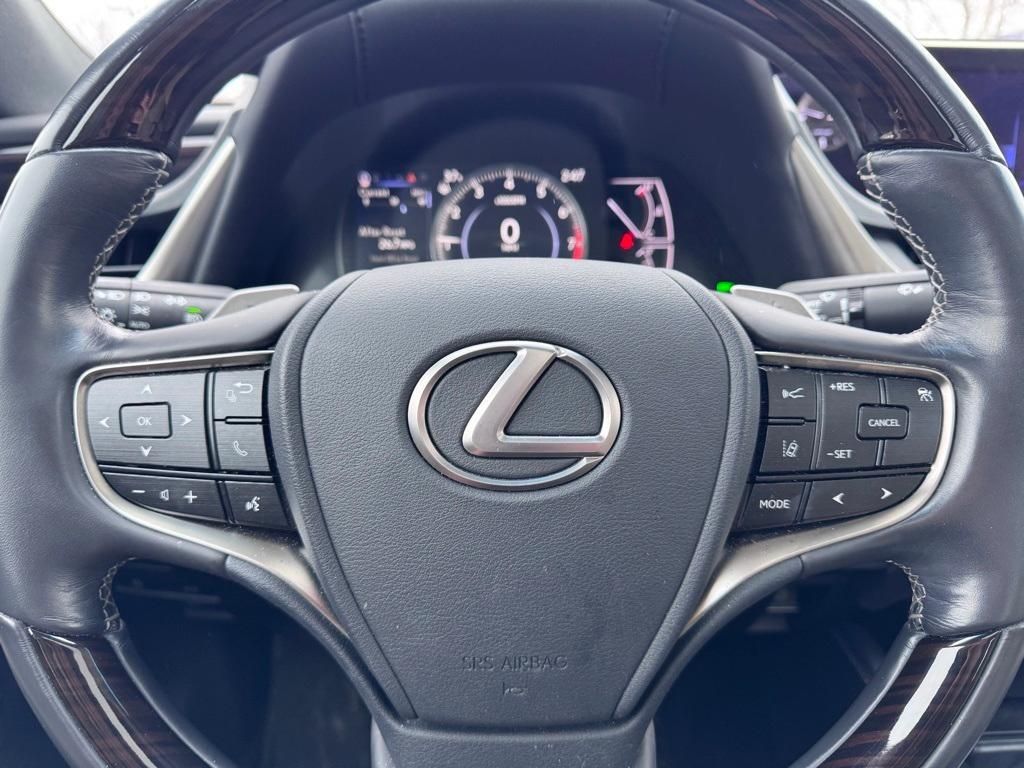 used 2019 Lexus ES 350 car, priced at $29,000