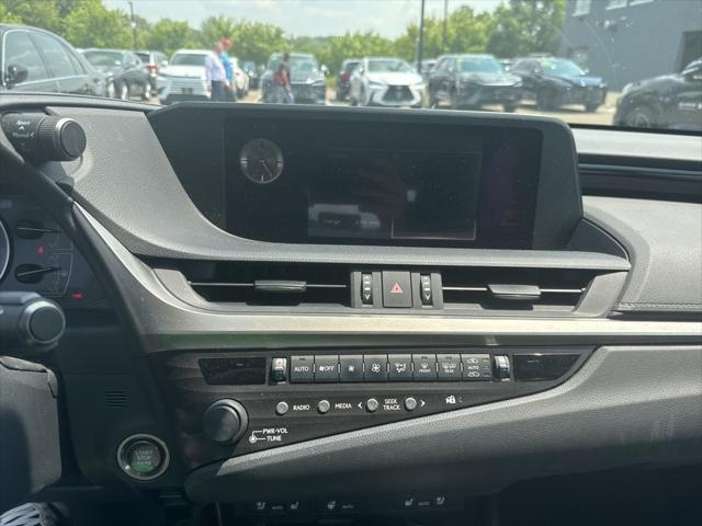 used 2020 Lexus ES 350 car, priced at $27,999