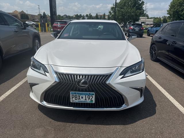 used 2020 Lexus ES 350 car, priced at $27,999