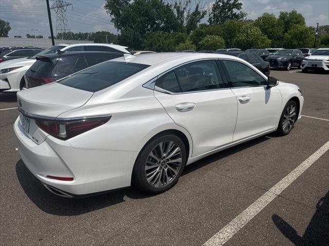 used 2020 Lexus ES 350 car, priced at $27,999